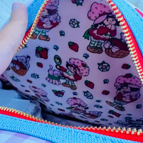 Strawberry Shortcake Mini Backpack - Picture 6 of 6